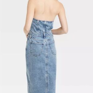 Universal Strapless Dress